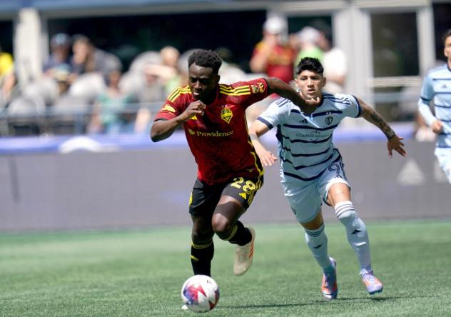 Sounders FC defender Yeimar