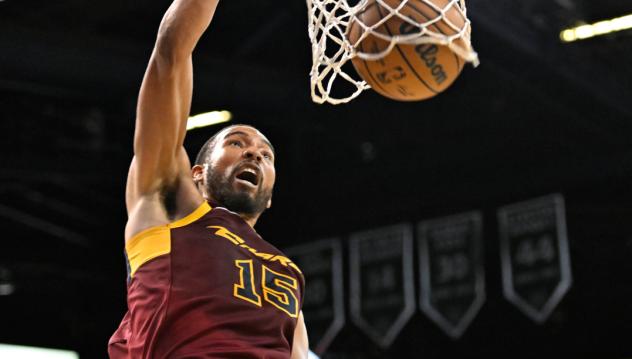 Cleveland Charge's Isaiah Mobley in action