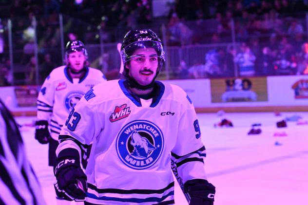Wenatchee Wild's Matthew Savoie on game night