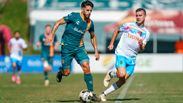 Forward Adrien Perez with San Diego Loyal SC