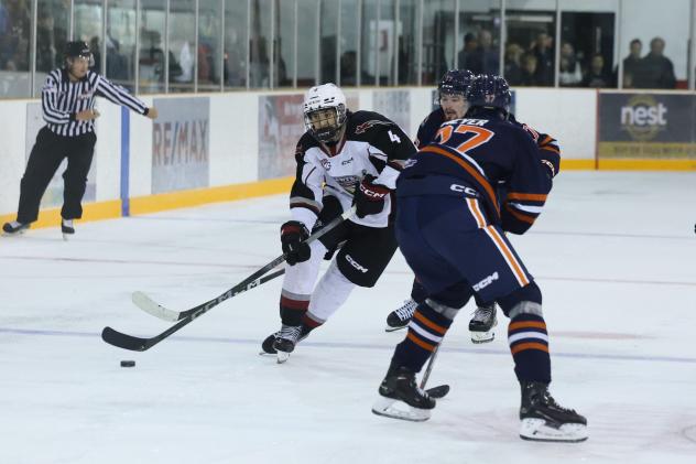 Ryan Lin skating with the Vancouver Giants in preseason action