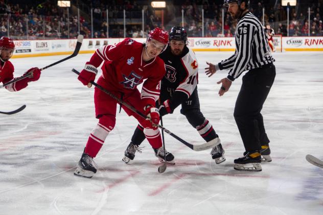 Allen Americans' Blake Murray versus Rapid City Rush's Maurizio Colella