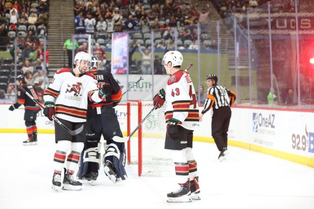 Tucson Roadrunners' Justin Kirkland and John Leonard on game night