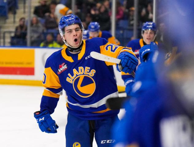 Saskatoon Blades centre Tyler Parr