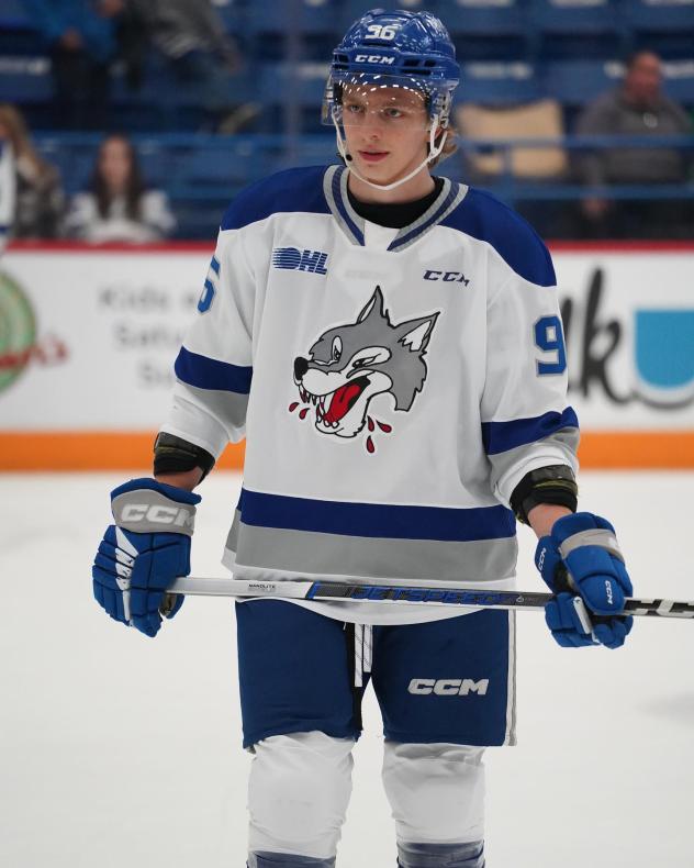 Forward Caden Taylor with the Sudbury Wolves