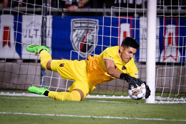 Phoenix Rising FC goalkeeper Rocco Rios Novo