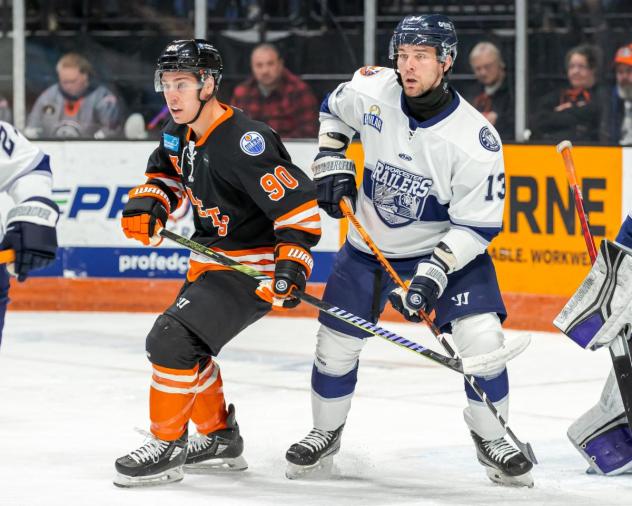 Worcester Railers forward Jake Pivonka (right)