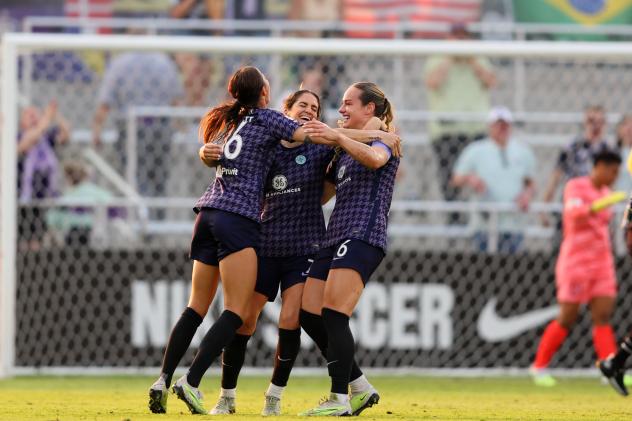 Racing Louisville FC celebrates a goal