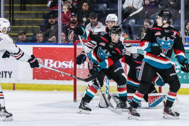 Kelowna Rockets battle the Kamloops Blazers