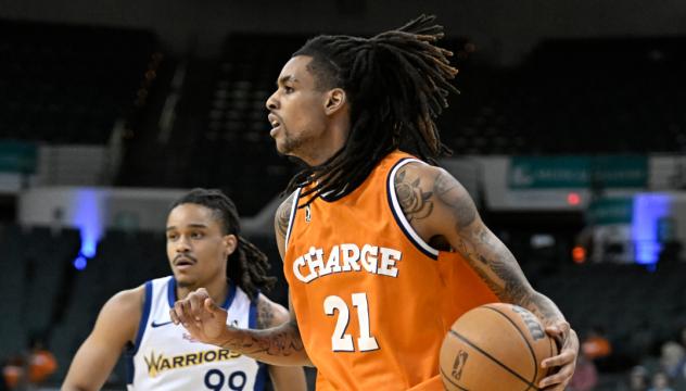 Cleveland Charge guard Emoni Bates