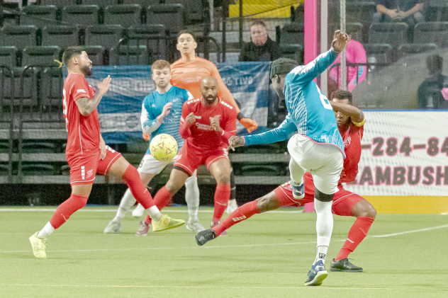 St. Louis Ambush launch a shot against the Kansas City Comets