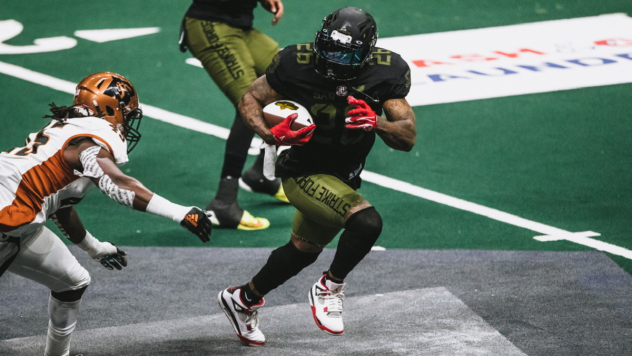 San Diego Strike Force defensive back Dexter Reese