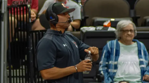 Jacksonville Sharks Offensive Coordinator Charlie Hunt