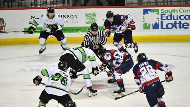 Sourh Carolina Stingrays battle the Savannah Ghost Pirates