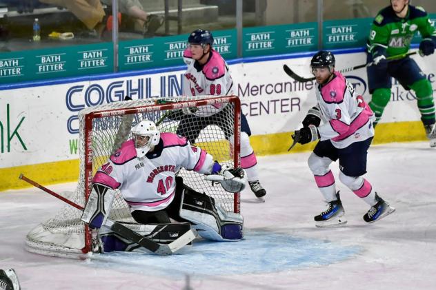 Worcester Railers goaltender John Muse