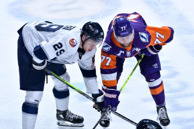 Worcester Railers' Riley Piercey versus Orlando Solar Bears' James Mazza