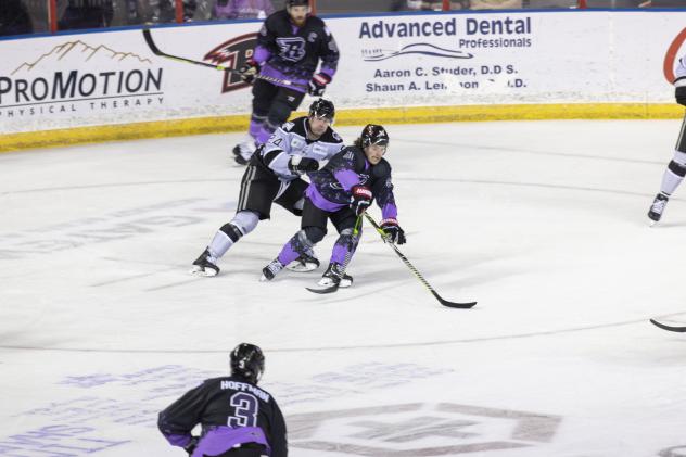Rapid City Rush battle the Idaho Steelheads