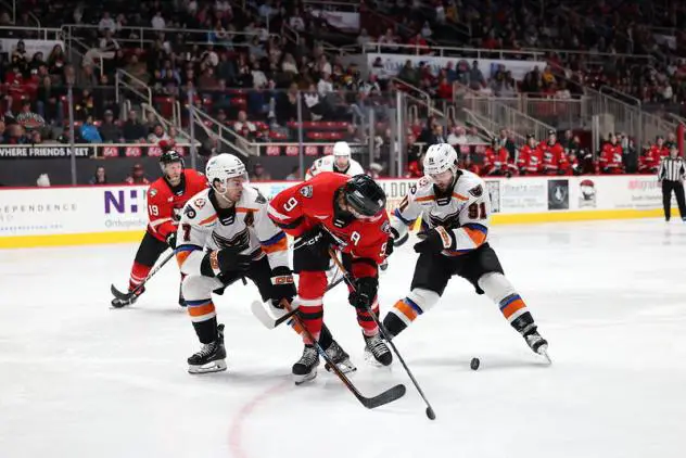 Lehigh Valley Phantoms battle the Charlotte Checkers