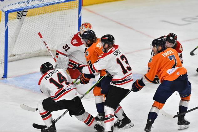 Greenville Swamp Rabbits tangle with the Rapid City Rush
