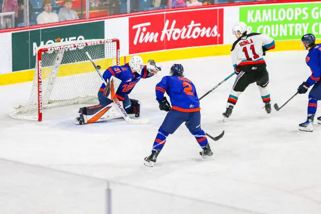 Kelowna Rockets' Tij Iginla versus Wenatchee Wild's Daniel Hauser