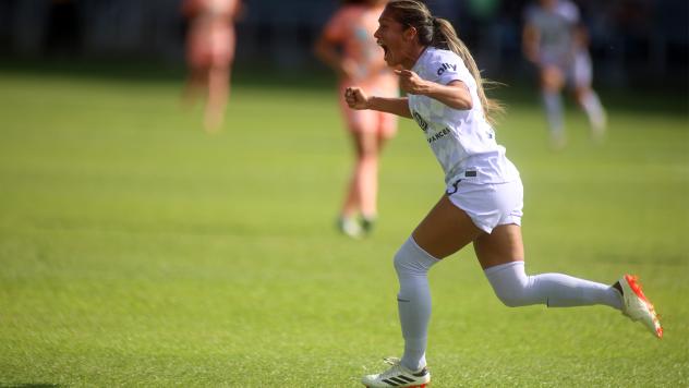 Elexa Bahr of Racing Louisville FC