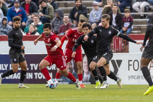 South Georgia Tormenta FC battle the Richmond Kickers