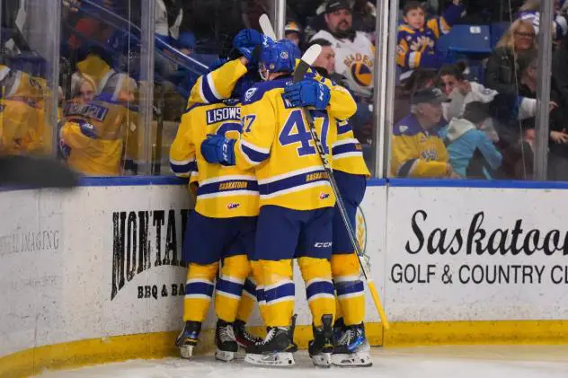 Saskatoon Blades celebrate win