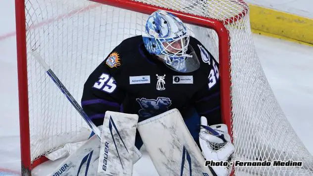 Orlando Solar Bears goaltender Evan Fitzpatrick