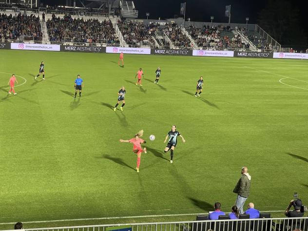 North Carolina Courage battle NJ/NY Gotham