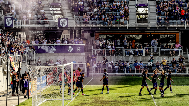 Louisville City FC fires up the crowd