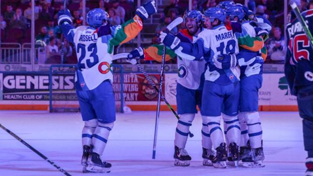 Wichita Thunder celebrate win