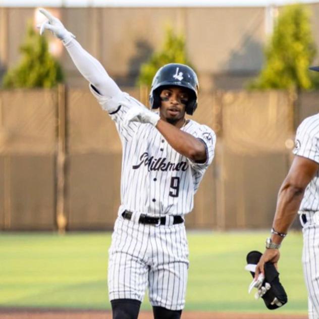 Outfielder Rudy Martin with the Milwaukee Milkmen