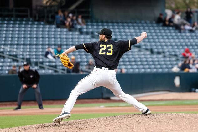 Salt Lake Bees Pitcher Andrew Wantz