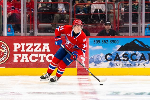 Spokane Chiefs forward Conner Roulette