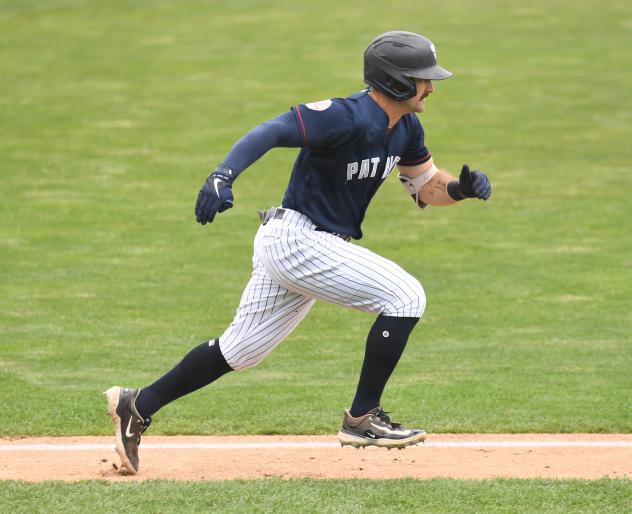 Aaron Palensky of the Somerset Patriots