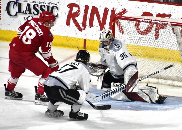 Allen Americans right wing Easton Brodzinski pressures the Idaho Steelheads' net