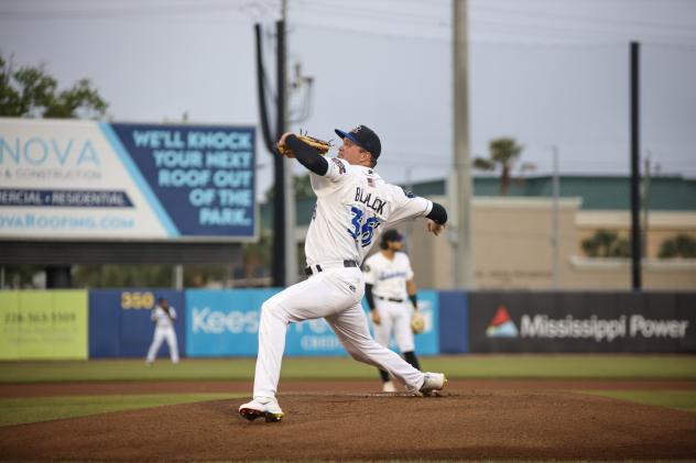 Biloxi Shuckers' Bradley Blalock on the mound