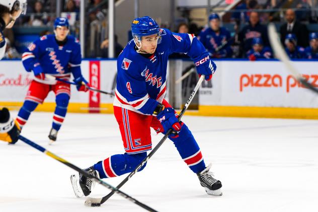 Kitchener Rangers defenceman Hunter Brzustewicz