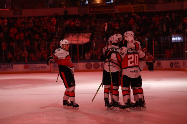 Kansas City Mavericks celebrate folowing a goal