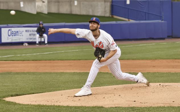 Syracuse Mets' Christian Scott on the mound