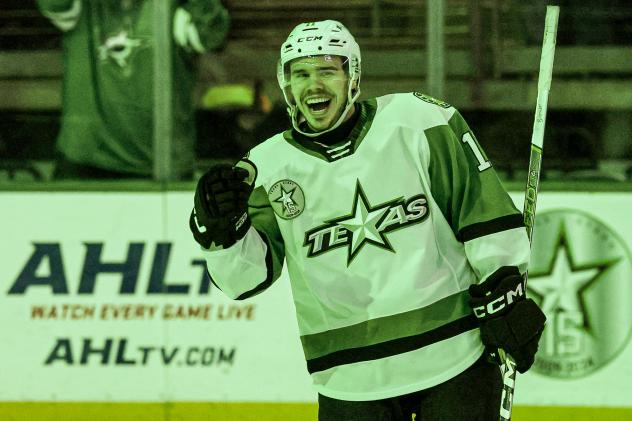 Texas Stars forward Logan Stankoven