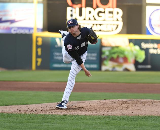 Somerset Patriots' Blane Abeyta on the mound