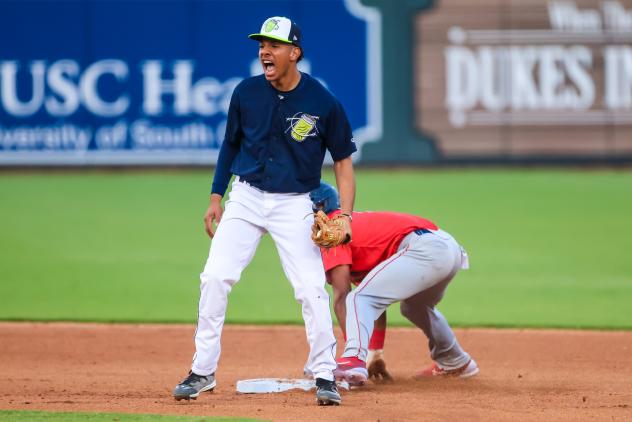 Lizandro Rodriguez of the Columbia Fireflies
