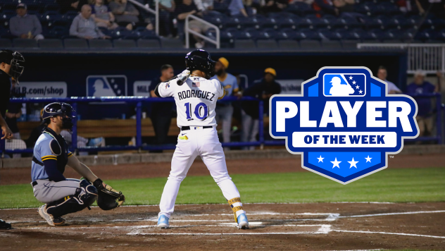 Biloxi Shuckers outfielder Carlos Rodriguez