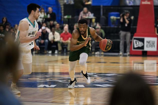 Saskatchewan Rattlers and Winnipeg Sea Bears on game night