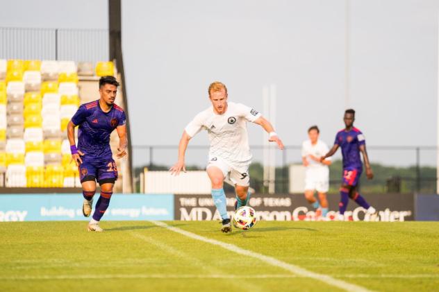 Tacoma Defiance midfielder Burke Fahling with possession vs. Houston Dynamo 2