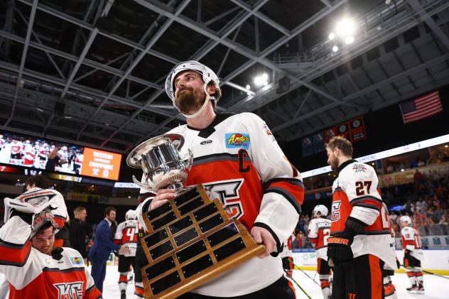 Kansas City Mavericks with the Bruce Taylor Trophy