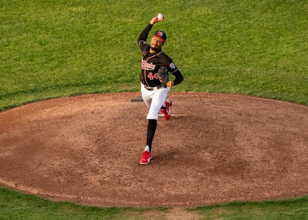 Fargo-Moorhead RedHawks' Kelvan Pilot on the mound
