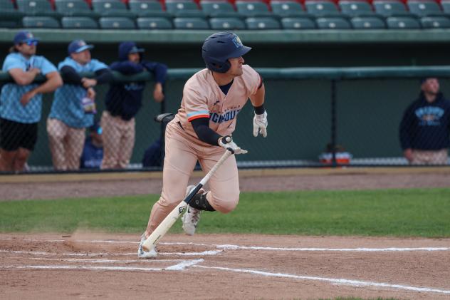 New England Knockouts shortstop Jake Boone