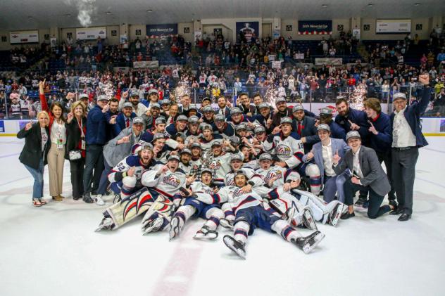Saginaw Spirit celebrate win